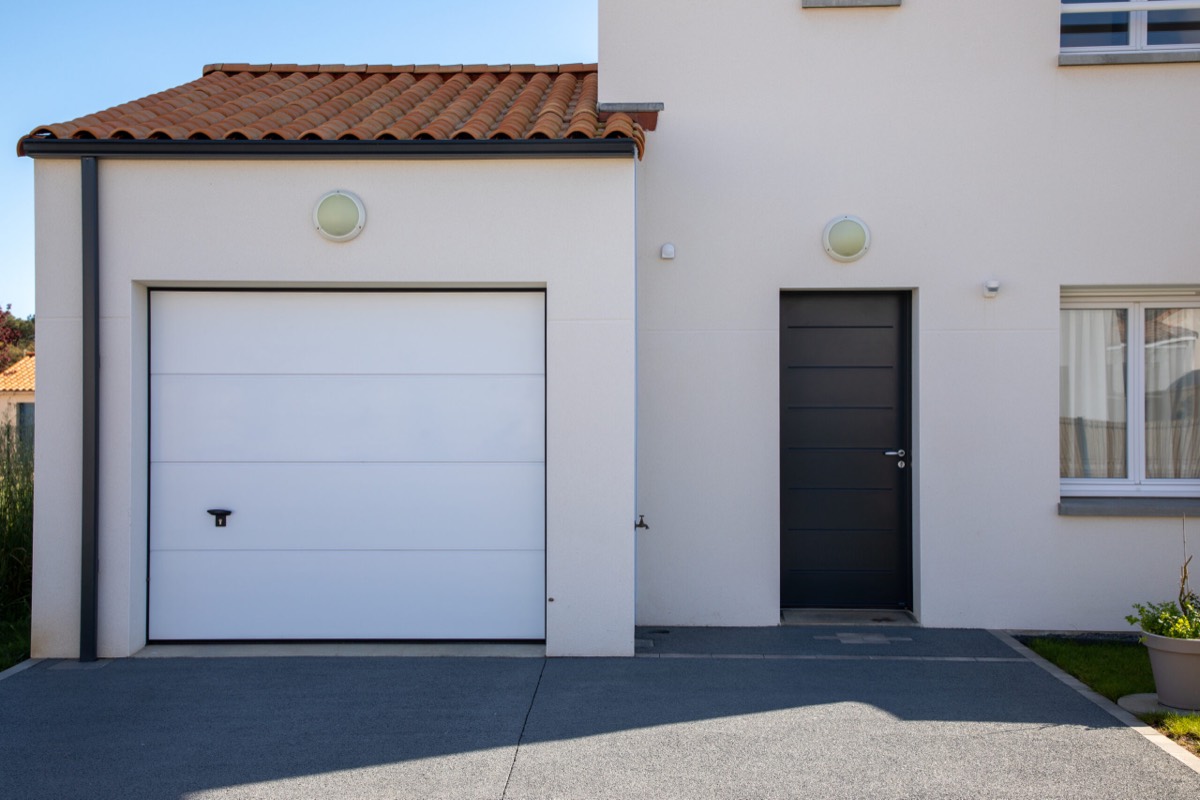Contemporary Flush Steel garage door